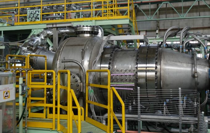Ge Vernova class gas turbine combustion